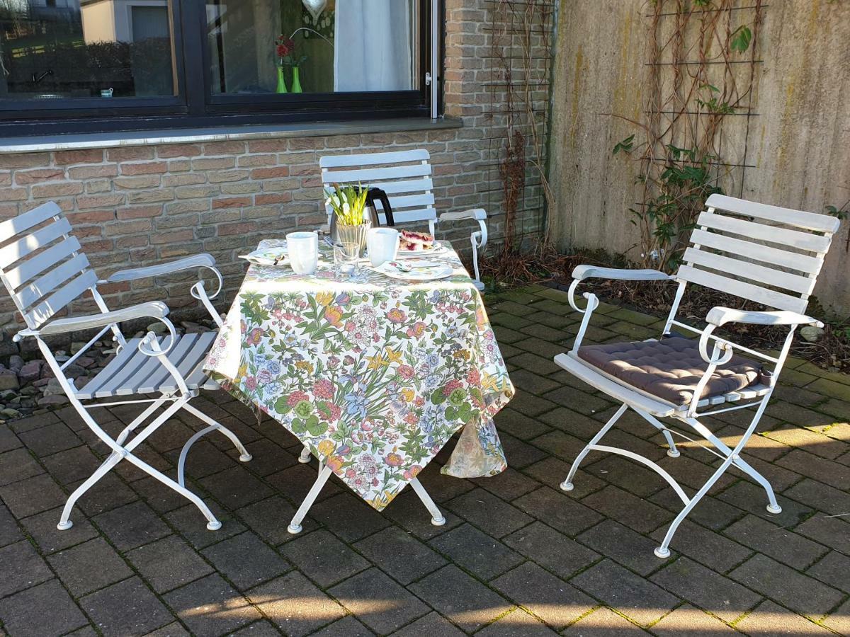 Ferienwohnung Vogelvilla Altenbeken Esterno foto
